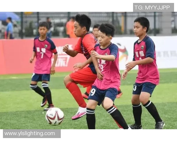 足球明星退役后为何普遍发胖背后的心理与生理因素解析